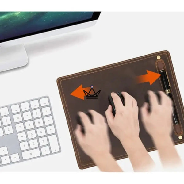 Tapis de souris en cuir personnalisable - Voyageur Duty - - Tapis souris personnalisable - Cadeau, Noël, Anniversaire, Original - Atelier Atypique