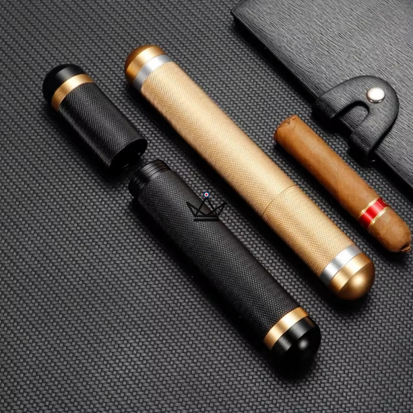 Cigar Tube AURORA ZAMAK — Zamak Alloy, 17.5 × 2.5 cm, Airtight Seal | Gold · Black, Gold