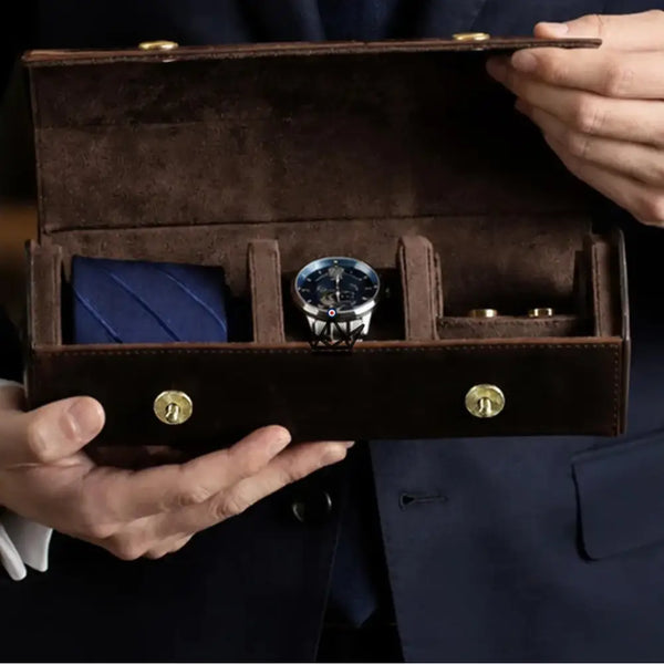 Personalizable leather travel case for watches and tie — GENTLEMAN Traveler – 2/6