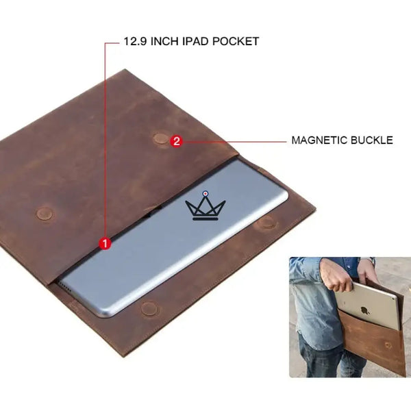 Personalizable 13" leather envelope sleeve for iPad — Voyageur PLI – 13/13