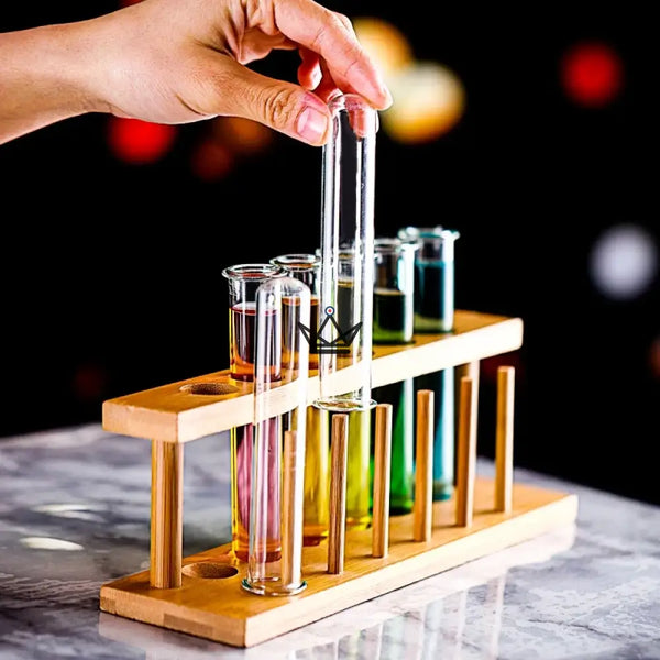 Portoir à éprouvettes en bois et éprouvettes en verre borosilicaté - CORNUE - ["maj-desc","maj-filtre","Objets Scientifiques"] - Objets Scientifiques - Cadeau, Noël, Anniversaire, Original, Fête des pères, fête des mères - Atelier Atypique