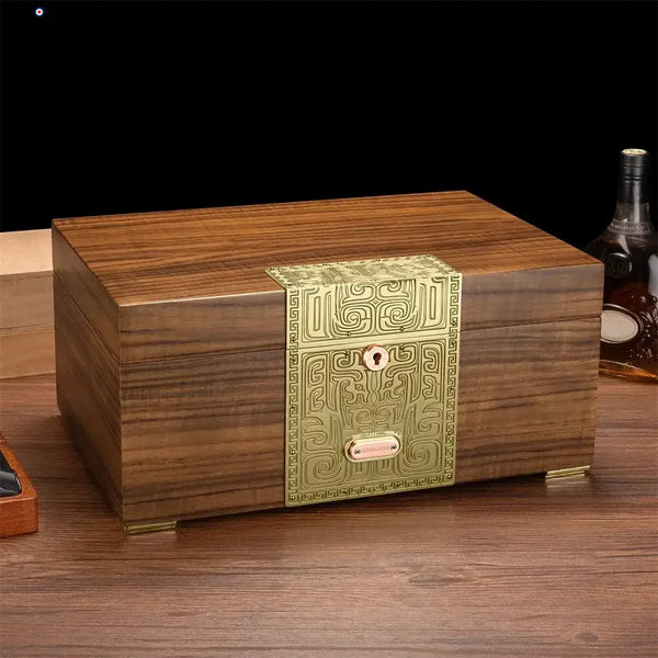 Luxury Heritage Box: Cigar Humidor, Lighter, Cigar Cutter, Cigar Holder and Cigar Tube
