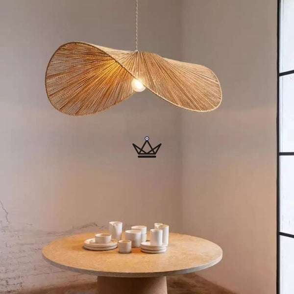 FOLIA Pendant Lamp — Hand-Woven Rattan, Leaf Shape